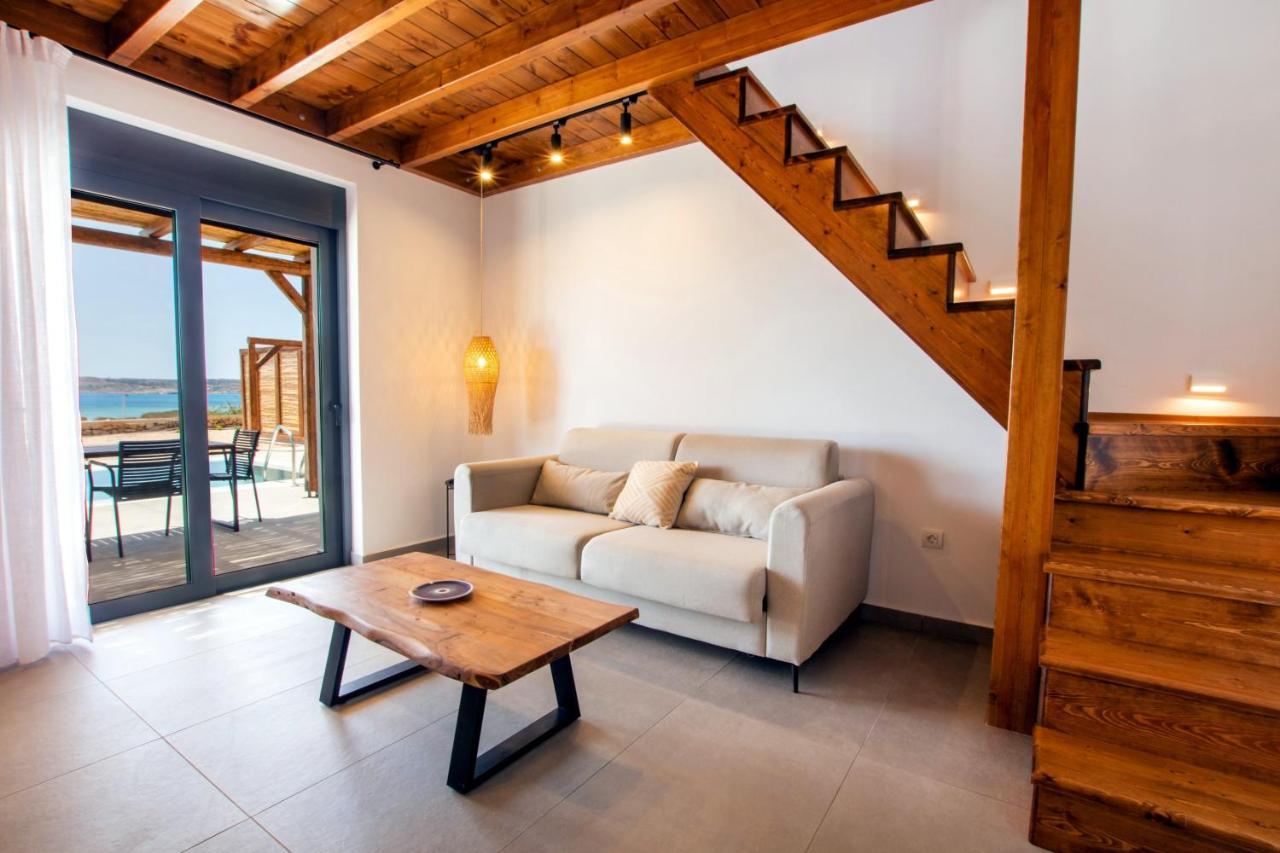 Cato Agro 3, Seafront Villa With Private Pool Afiartis Dış mekan fotoğraf