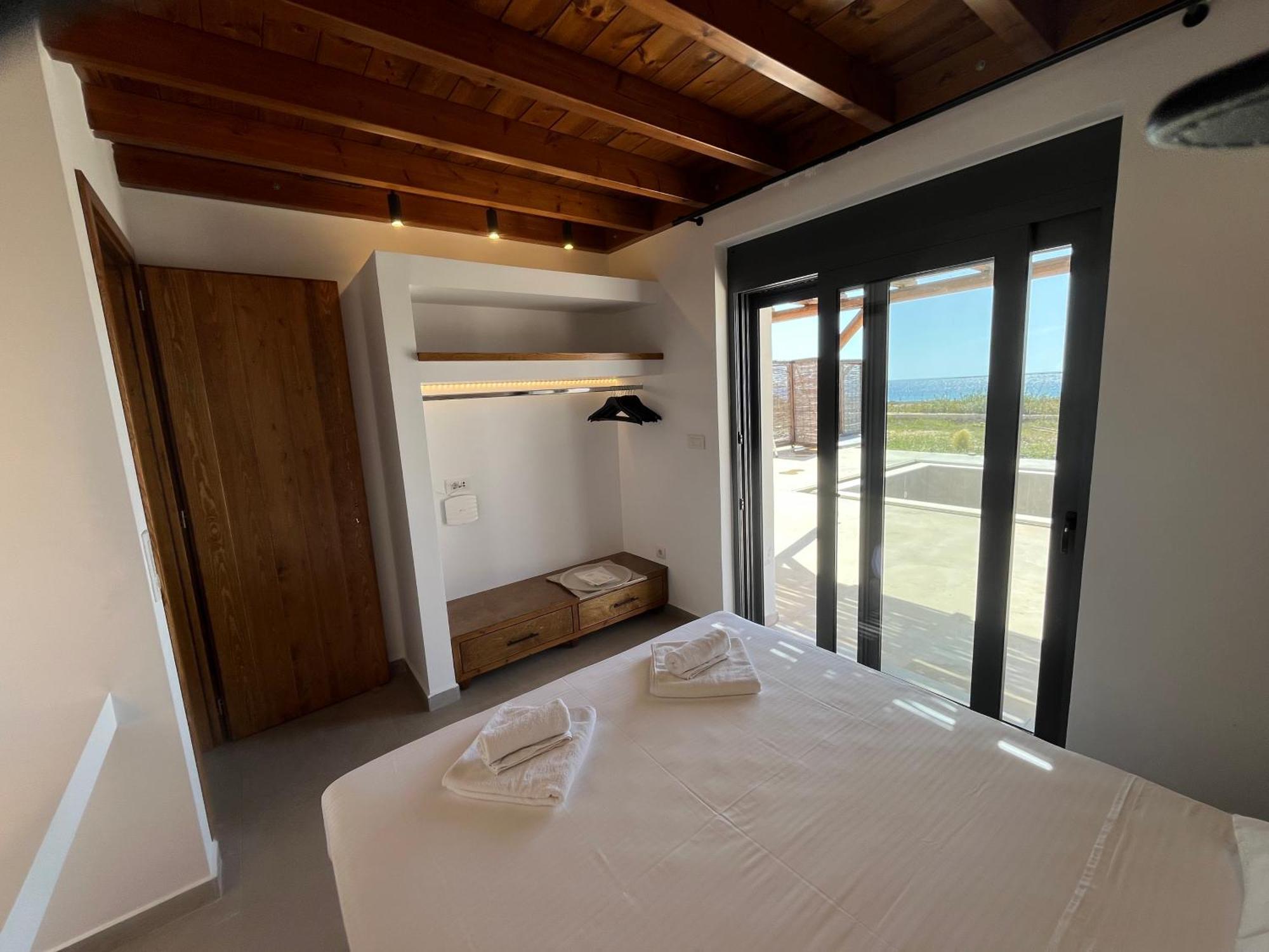 Cato Agro 3, Seafront Villa With Private Pool Afiartis Dış mekan fotoğraf
